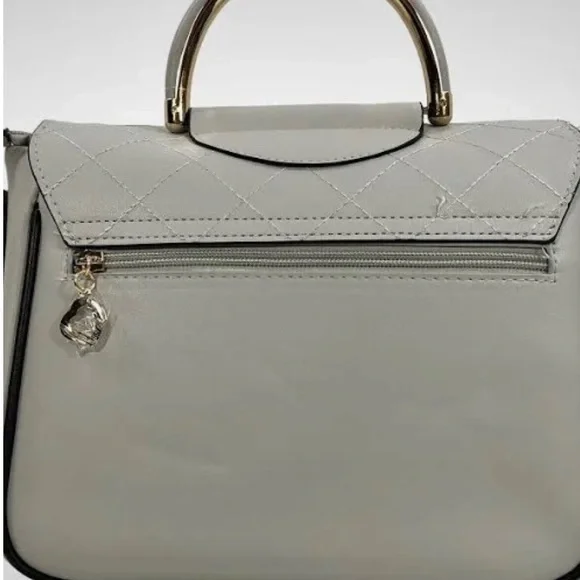 New cute purse. - Picture 2 of 5